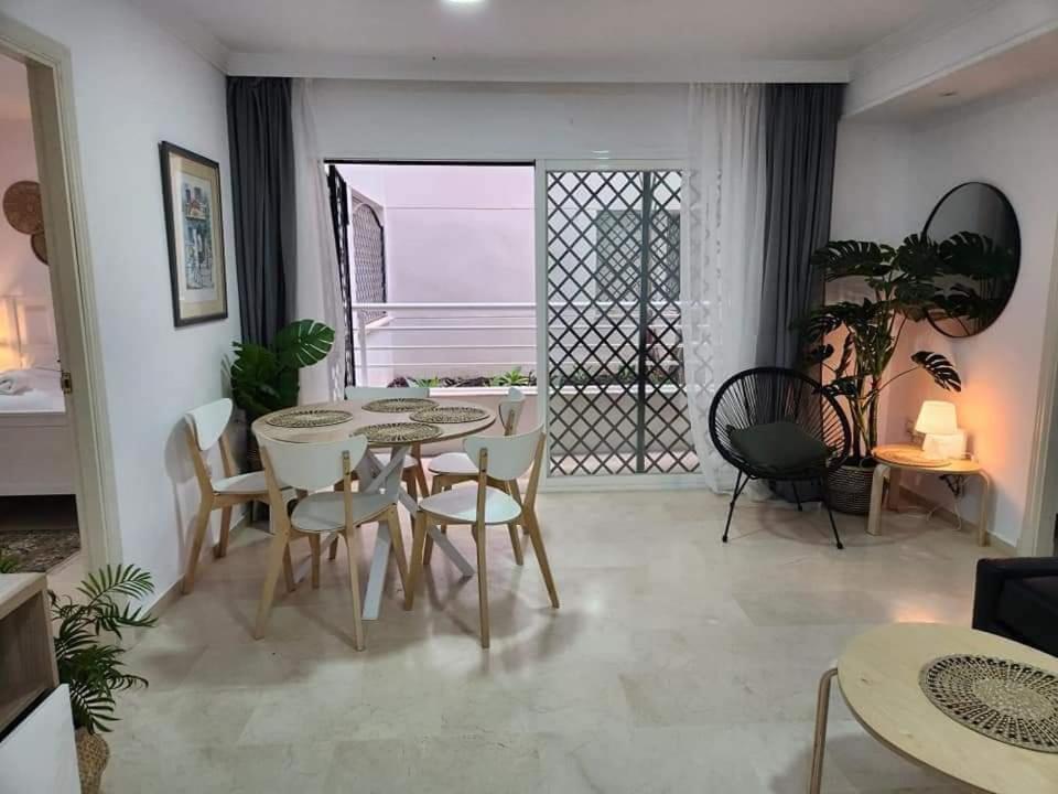 Apartment Beachfront Accommodation Estepona Exterior foto